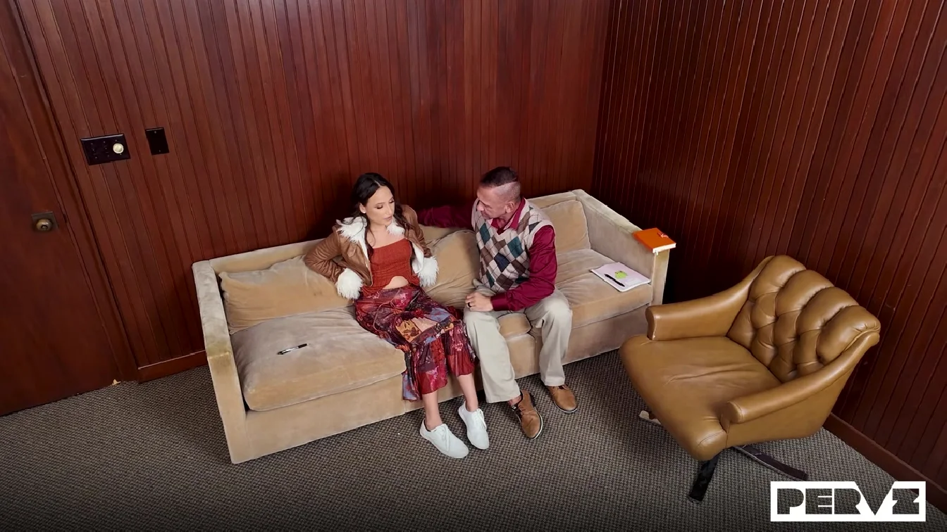 PervTherapy Lola Aiko XXX